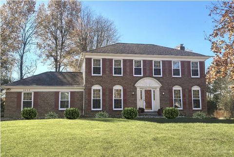 Photo of 1117 Hunters Run Drive, Pierce Township, OH 45102 (MLS # 1863782)