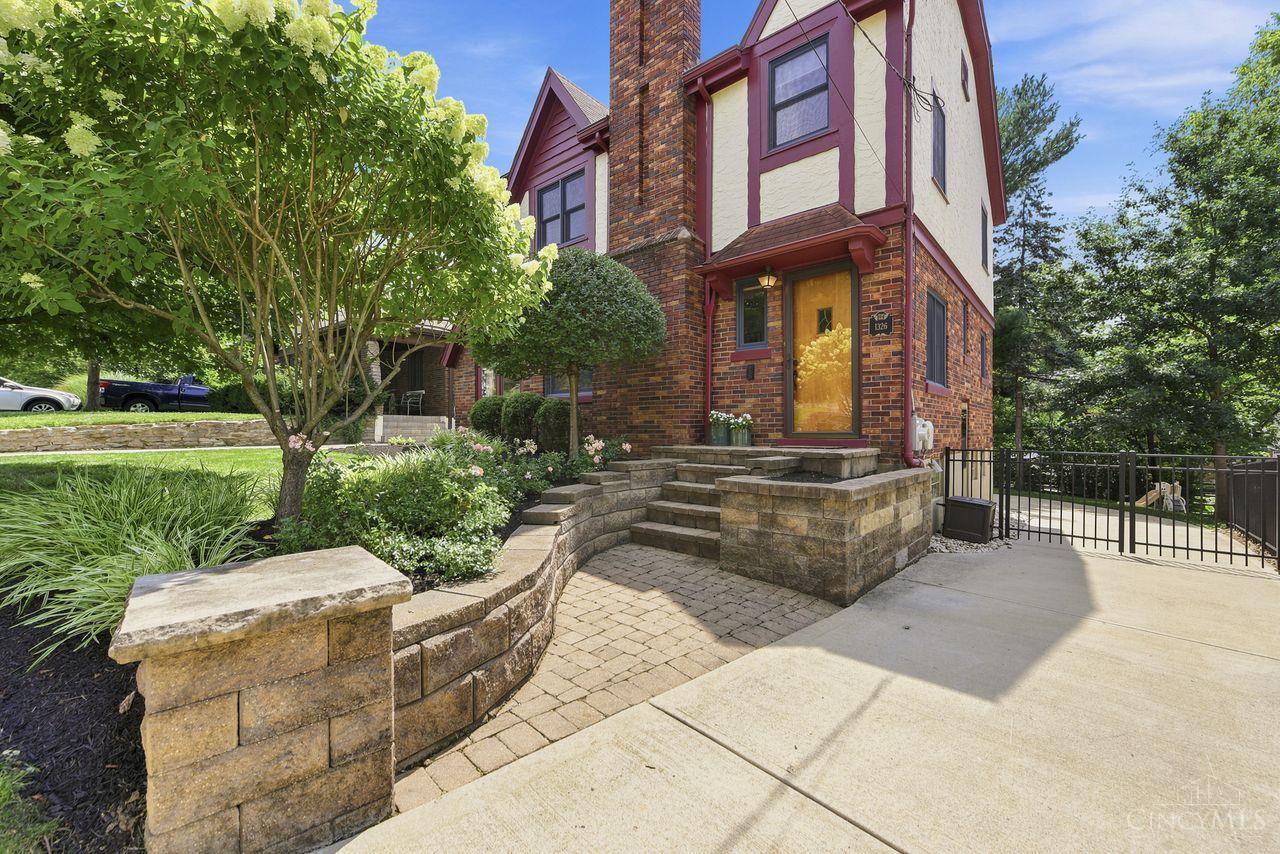1326 Herlin Place