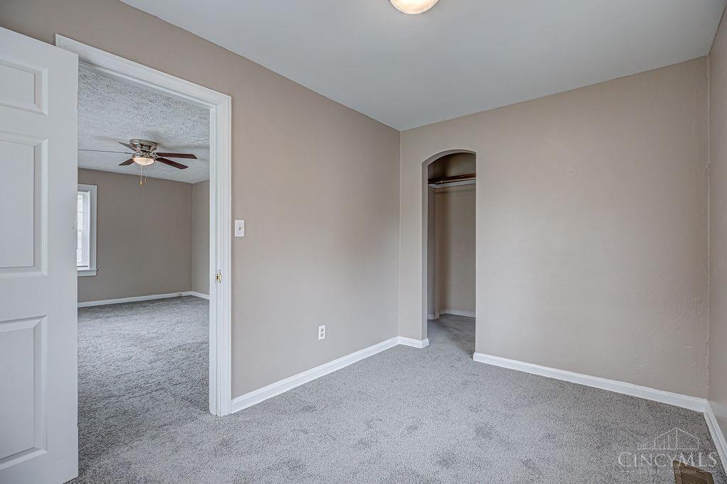 2206 Hawthorne Street, Middletown, Ohio image 7
