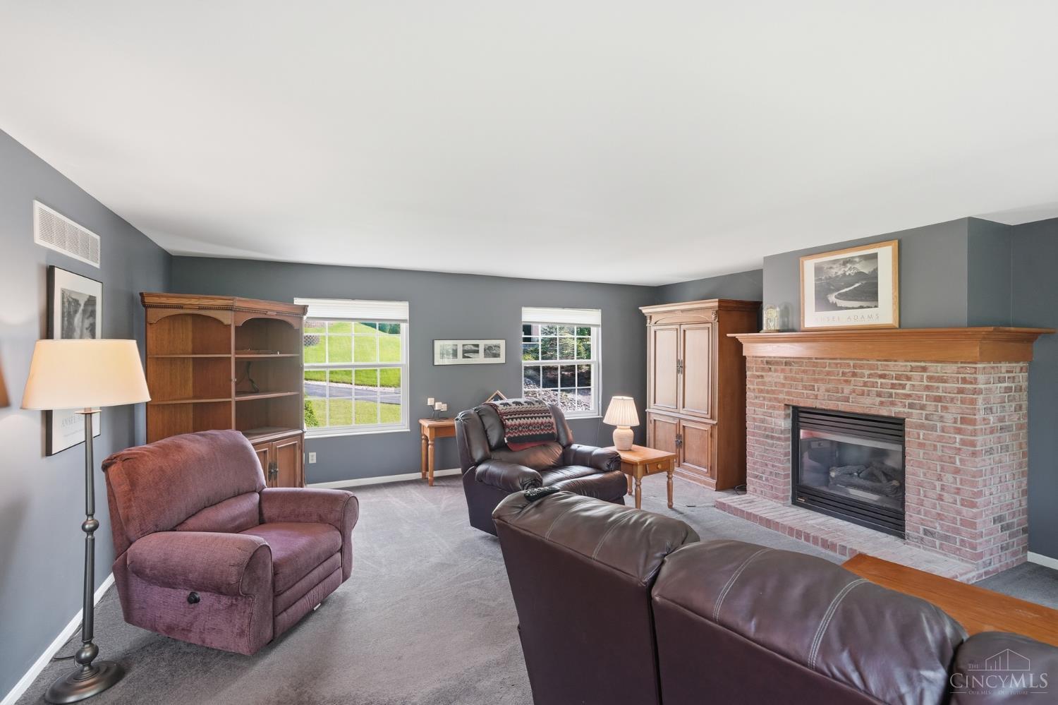 6825 Wesselman Road