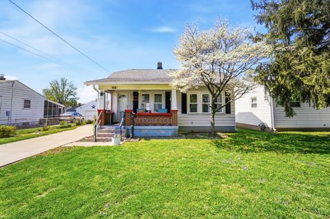Photo of 2220 Sheffield Street, Middletown, OH 45044 (MLS # 1874239)