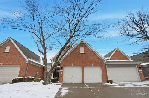 Photo of 7119 White Oak Court, Mason, OH 45040 (MLS # 1869571)
