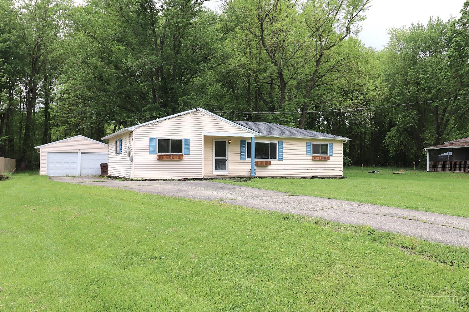 1369 Lela Lane, Miami Twp, Ohio image 3