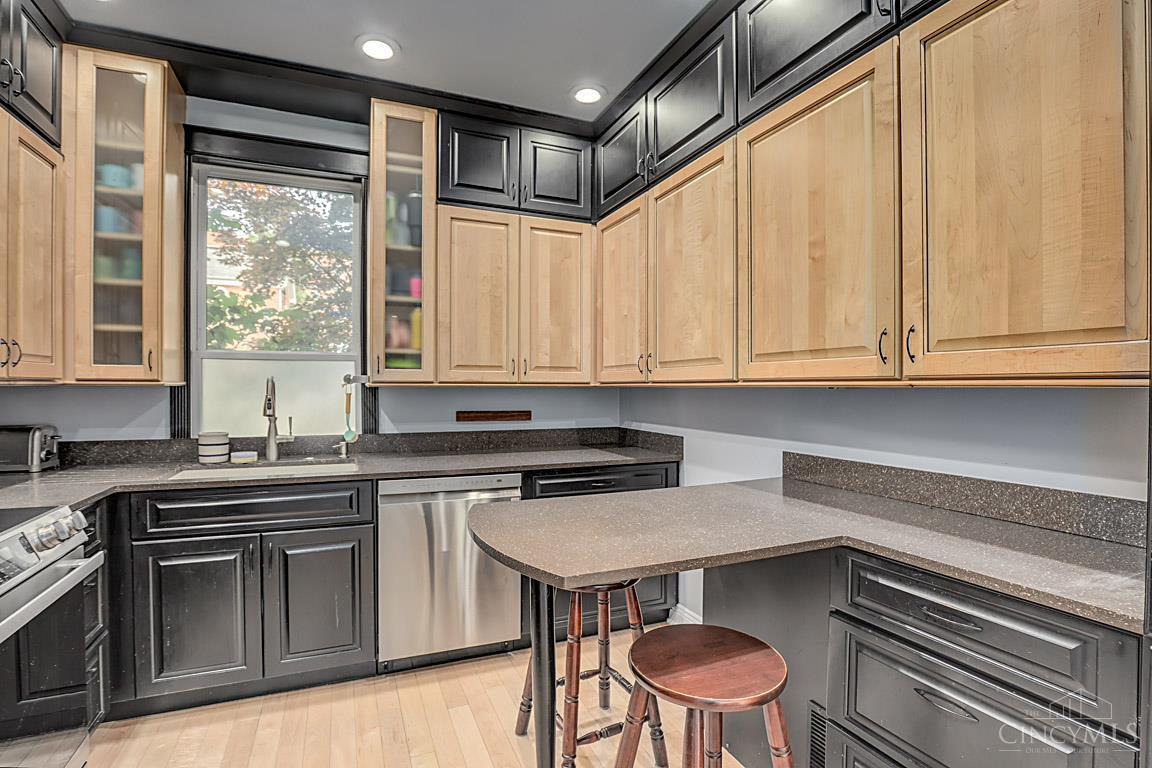 1345 Fleming Street, Cincinnati, Ohio image 7