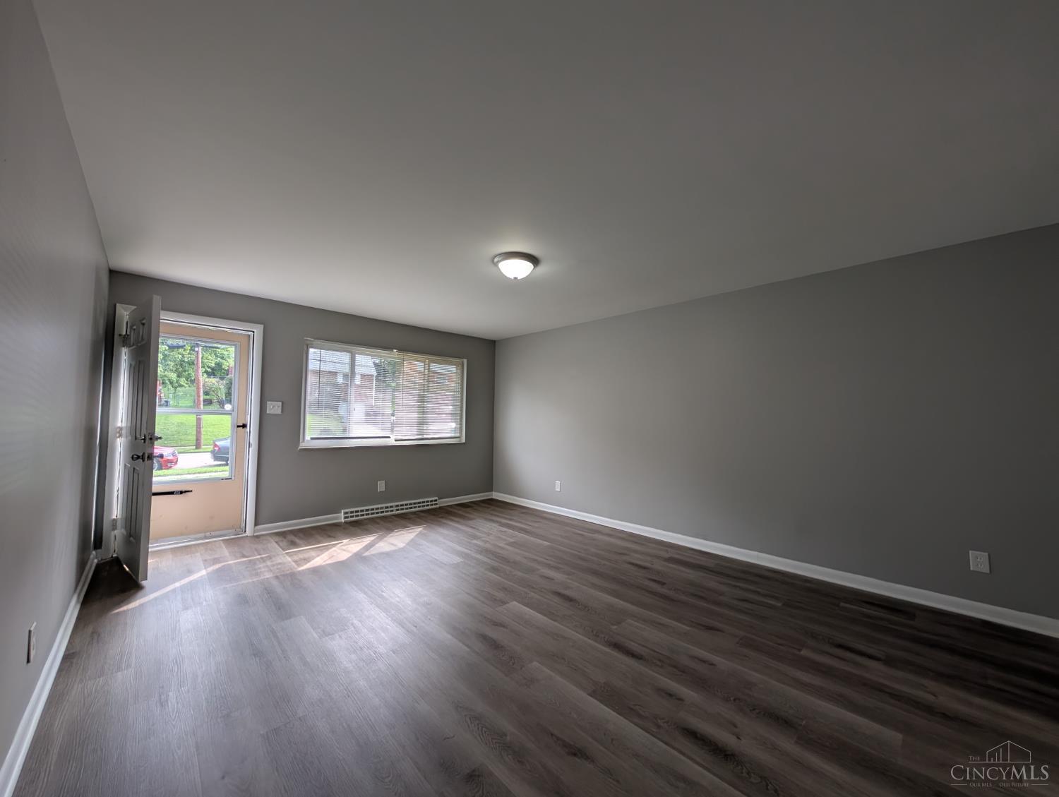 1395 Tallberry Drive