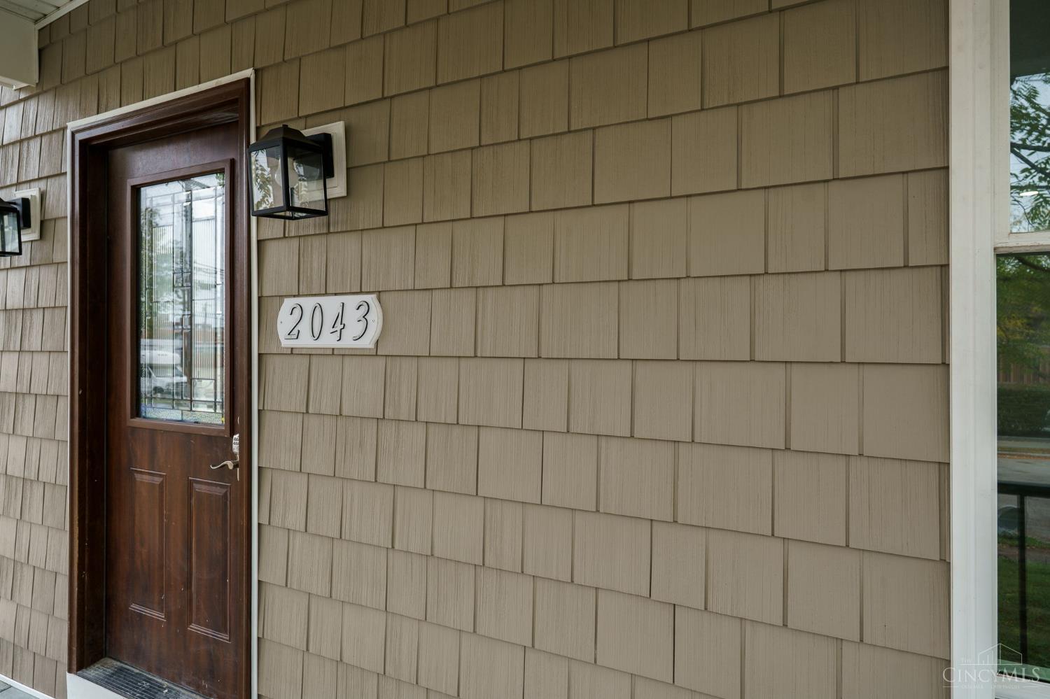 2043 Lawrence Avenue