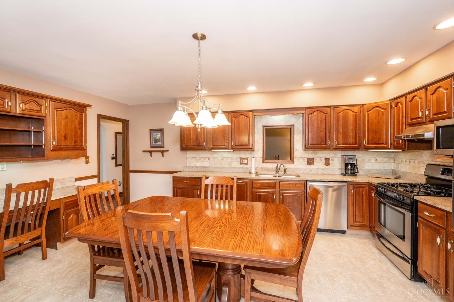 776 Magie Avenue, Fairfield, Ohio image 31
