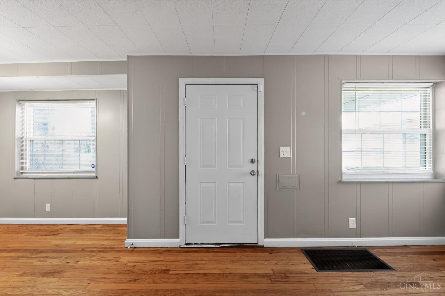 1291 W Galbraith Road