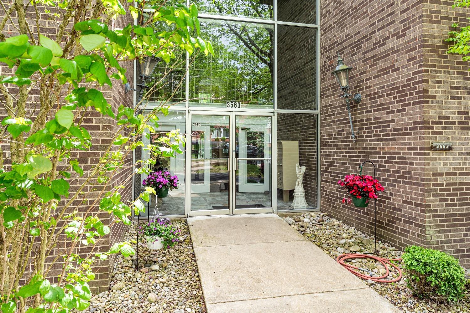 3563 Amberacres Drive #4, Cincinnati, Ohio image 2
