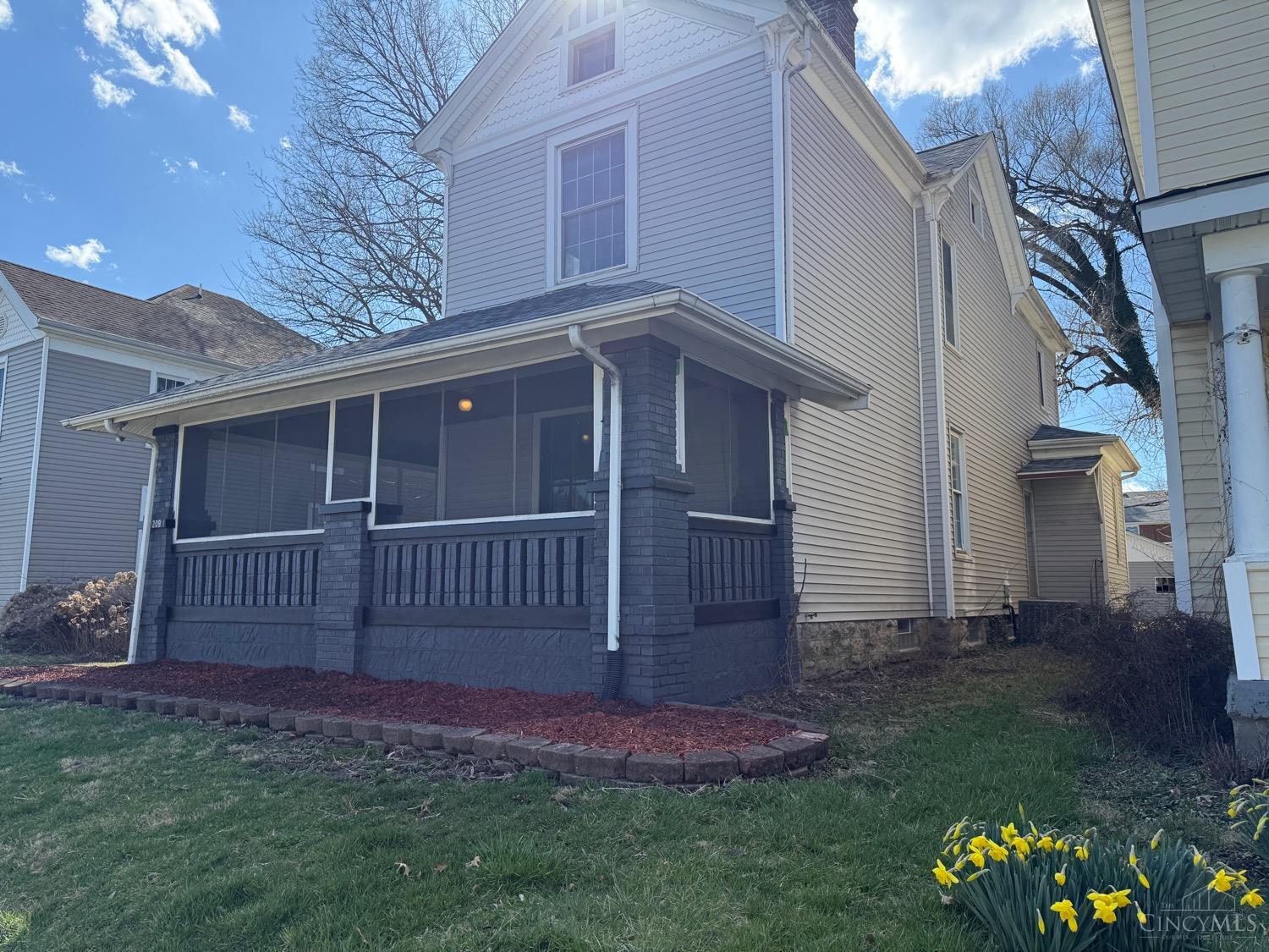 209 Eaton Avenue, Hamilton, Ohio image 2