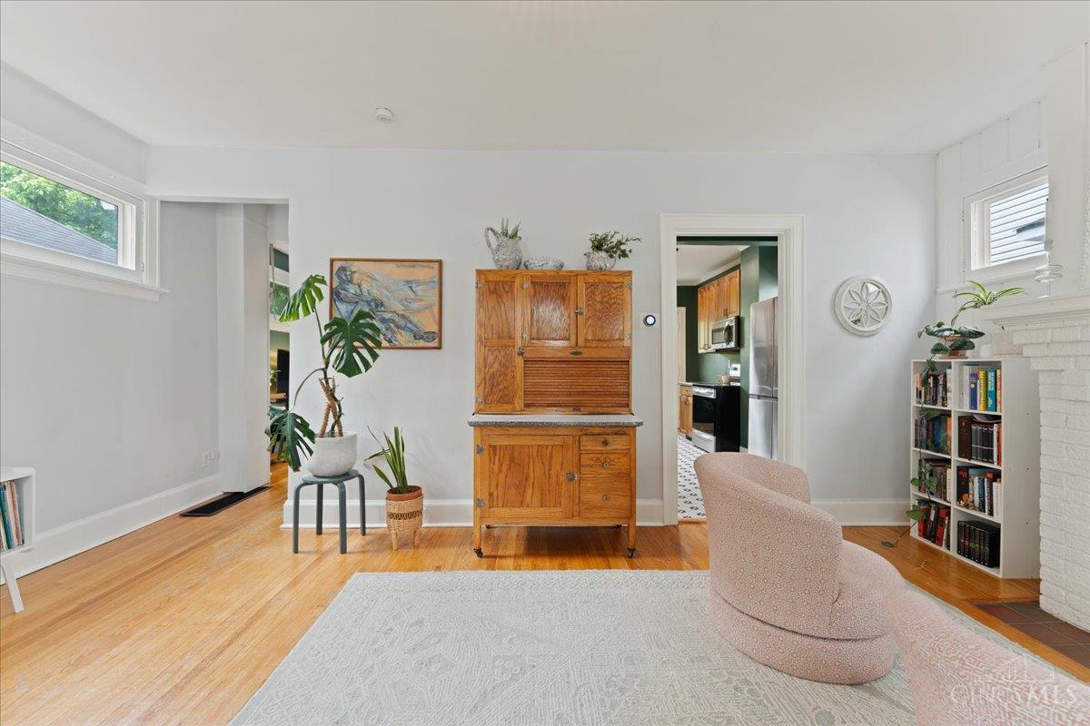 3313 Bach Avenue