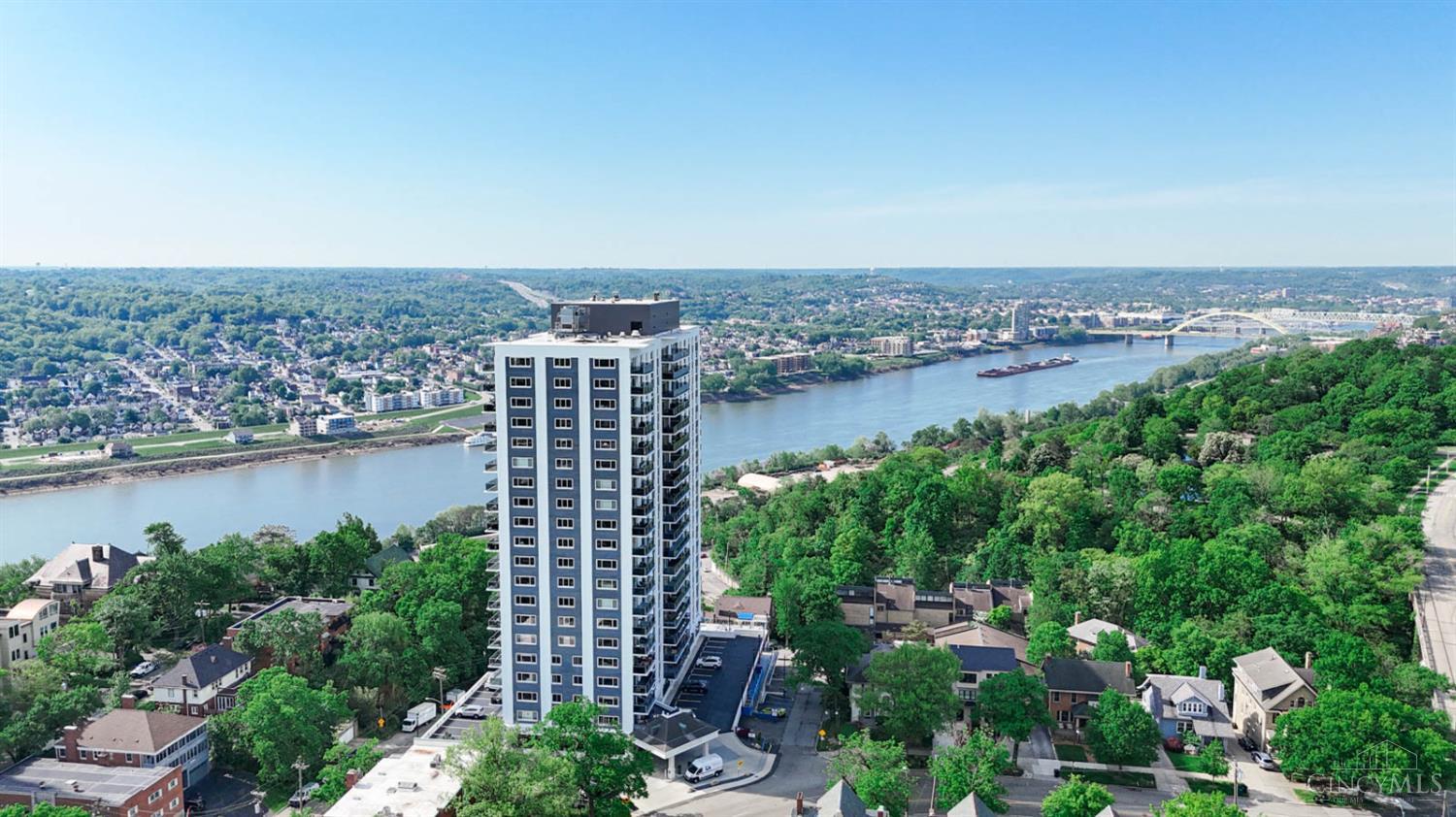 2200 Victory Parkway 2304