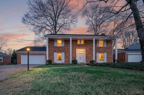 Photo of 9458 Leebrook Drive, Springfield Township, OH 45231 (MLS # 1871611)