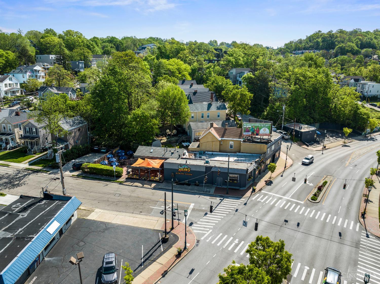 3538 Columbia Parkway