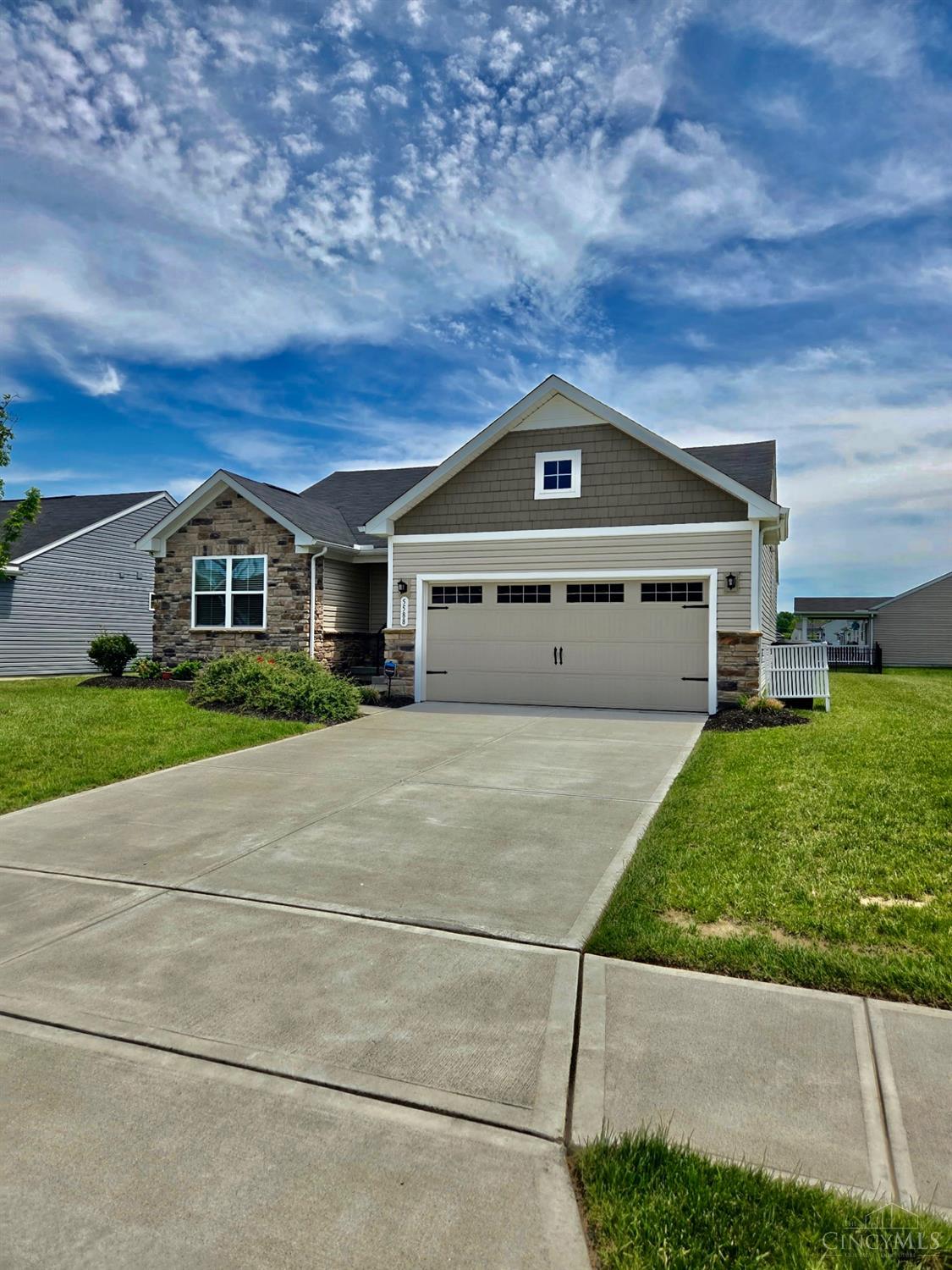 5588 Woodcreek Drive, Middletown, Ohio image 2