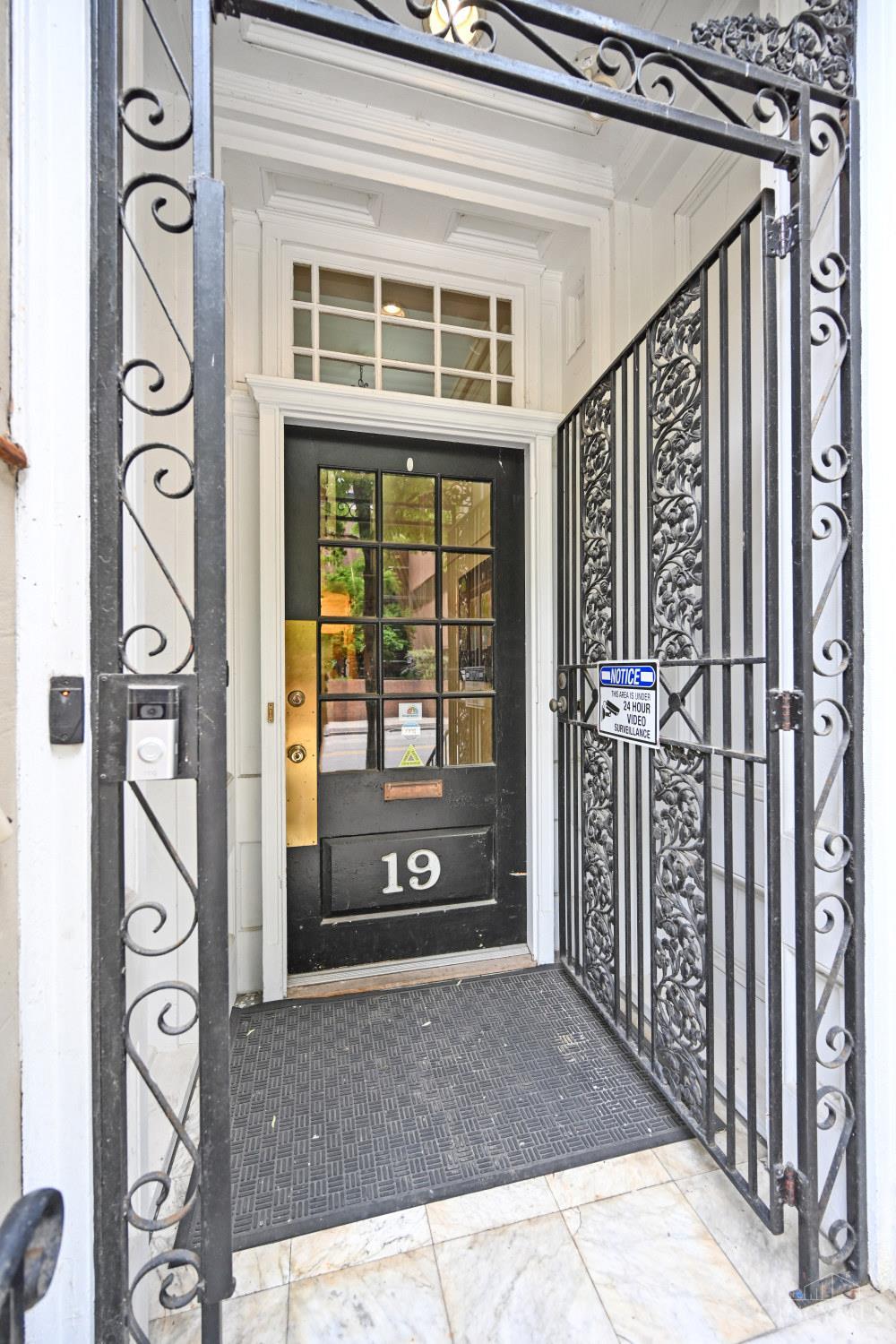 19 E Eighth Street