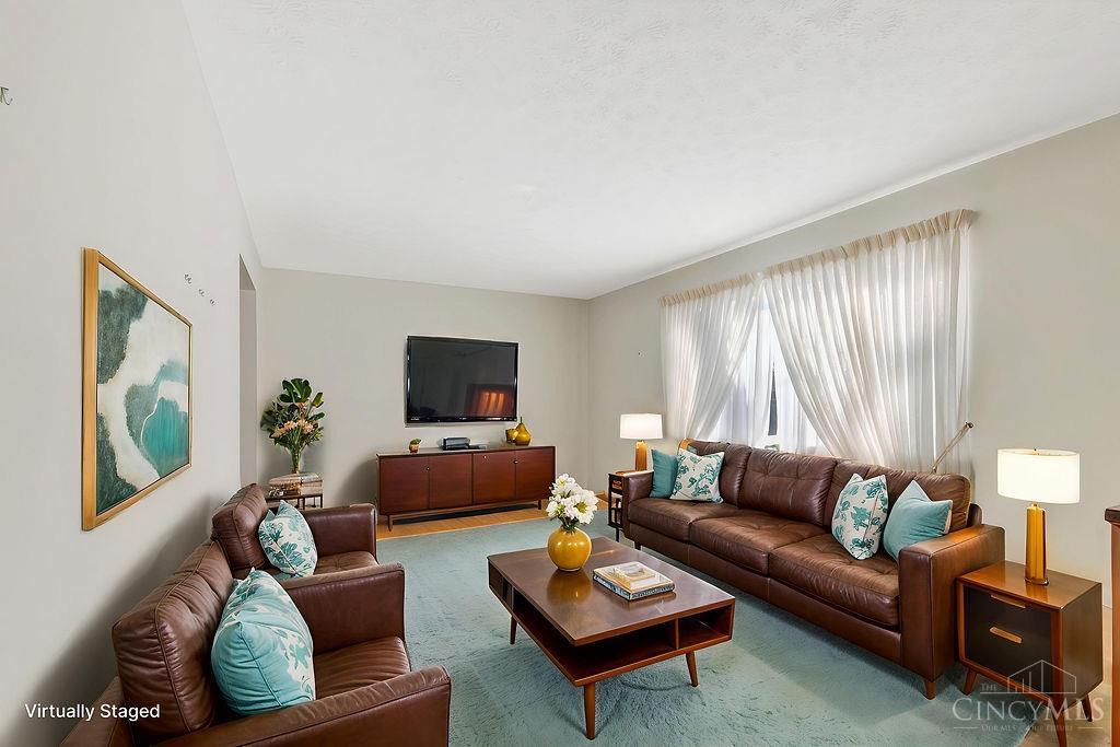 818 Rosetree Lane