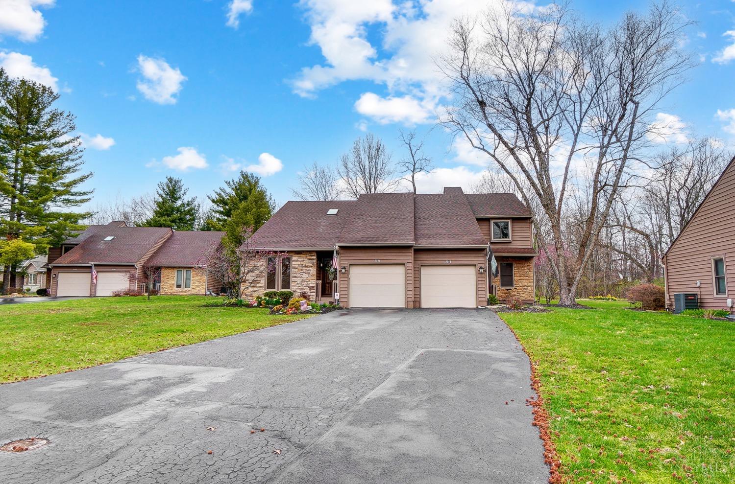 5346 Hickory Trail Lane, Blue Ash, Ohio image 2