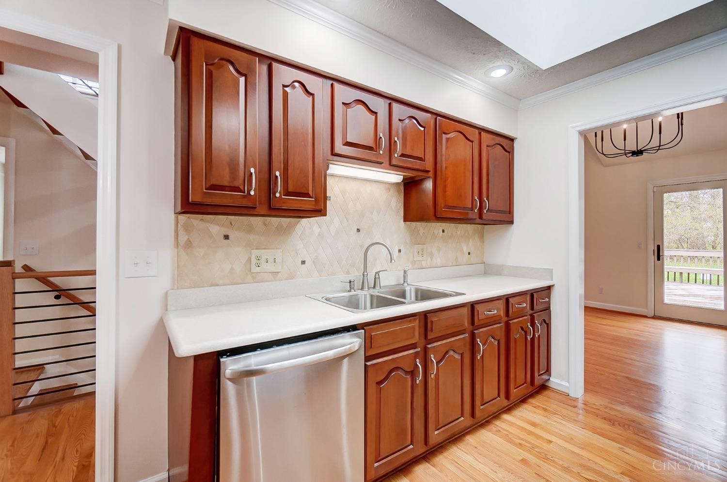 5346 Hickory Trail Lane, Blue Ash, Ohio image 16