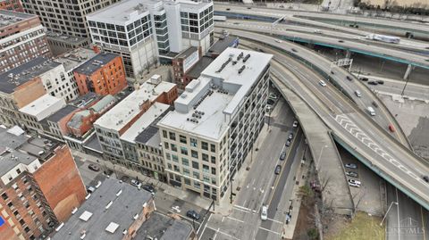 Photo of 353 W Fourth Street #607, Cincinnati, OH 45202 (MLS # 1869638)