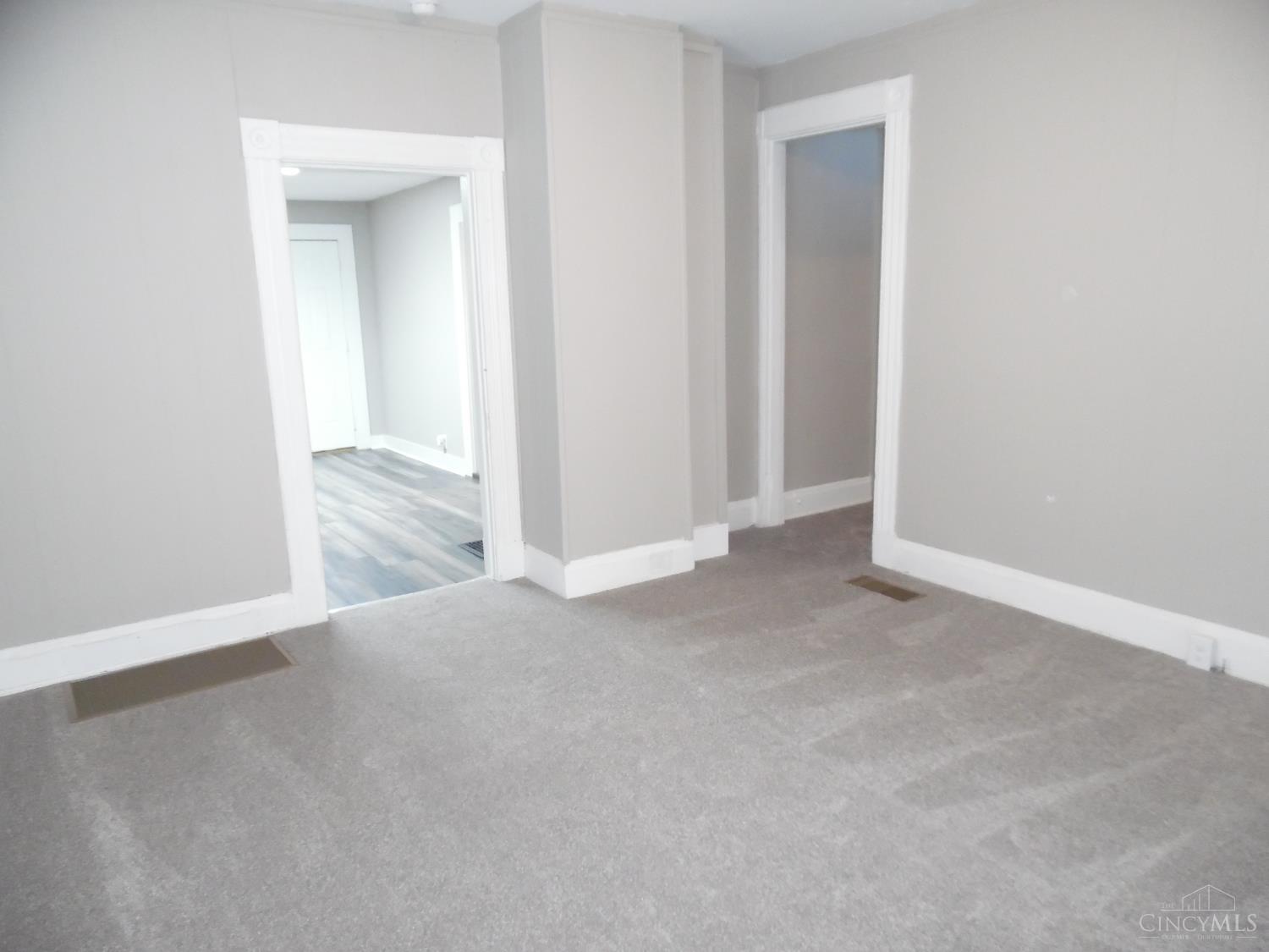 325 S Eleventh Street