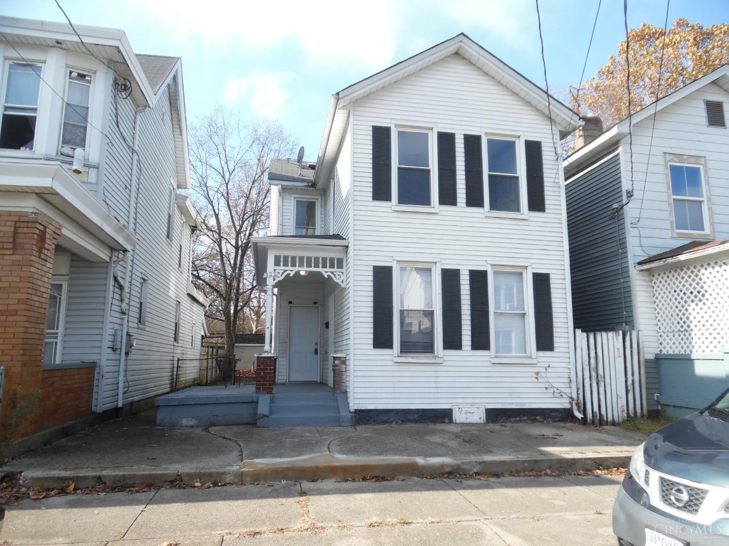 325 S Eleventh Street