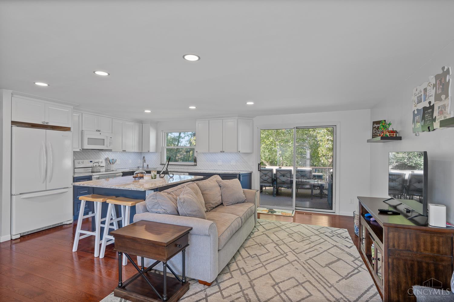 885 Beechmeadow Lane