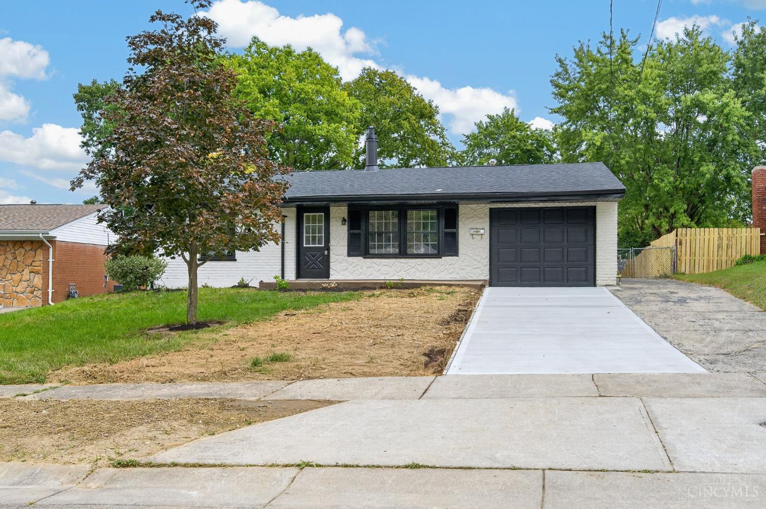 10944 Lemarie Drive