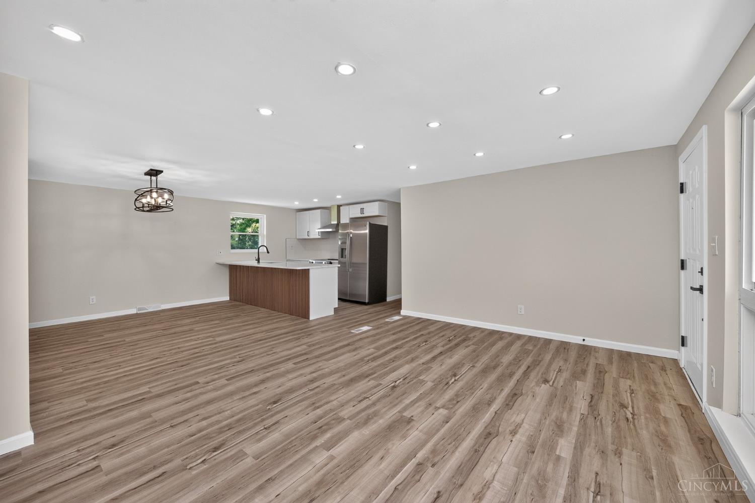 108 N Lebanon Road