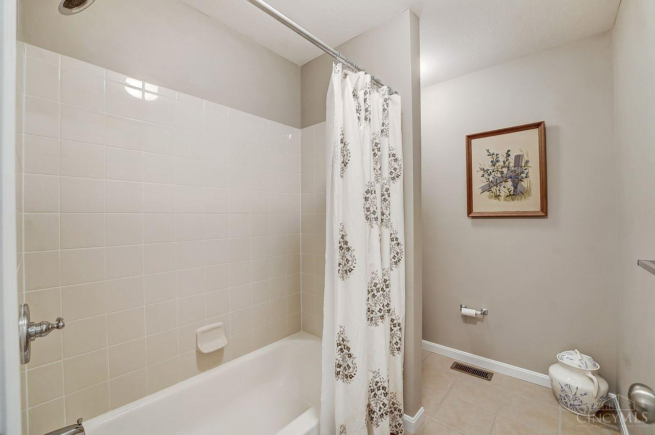 702 Quill Road, Beavercreek, Ohio image 41