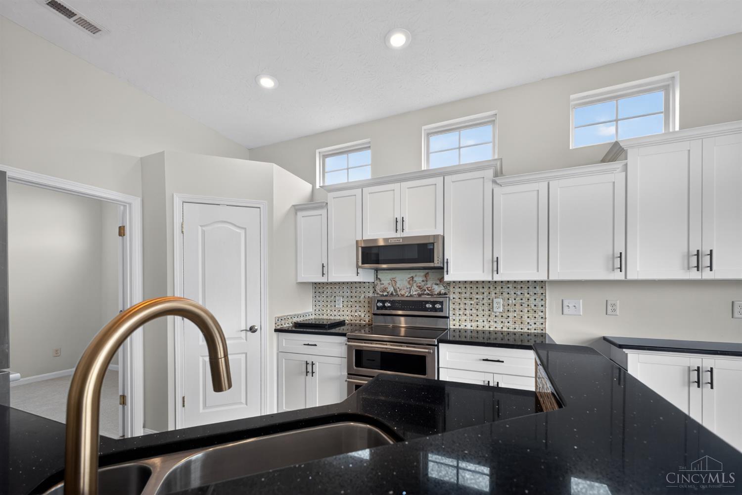 6741 Adena Circle