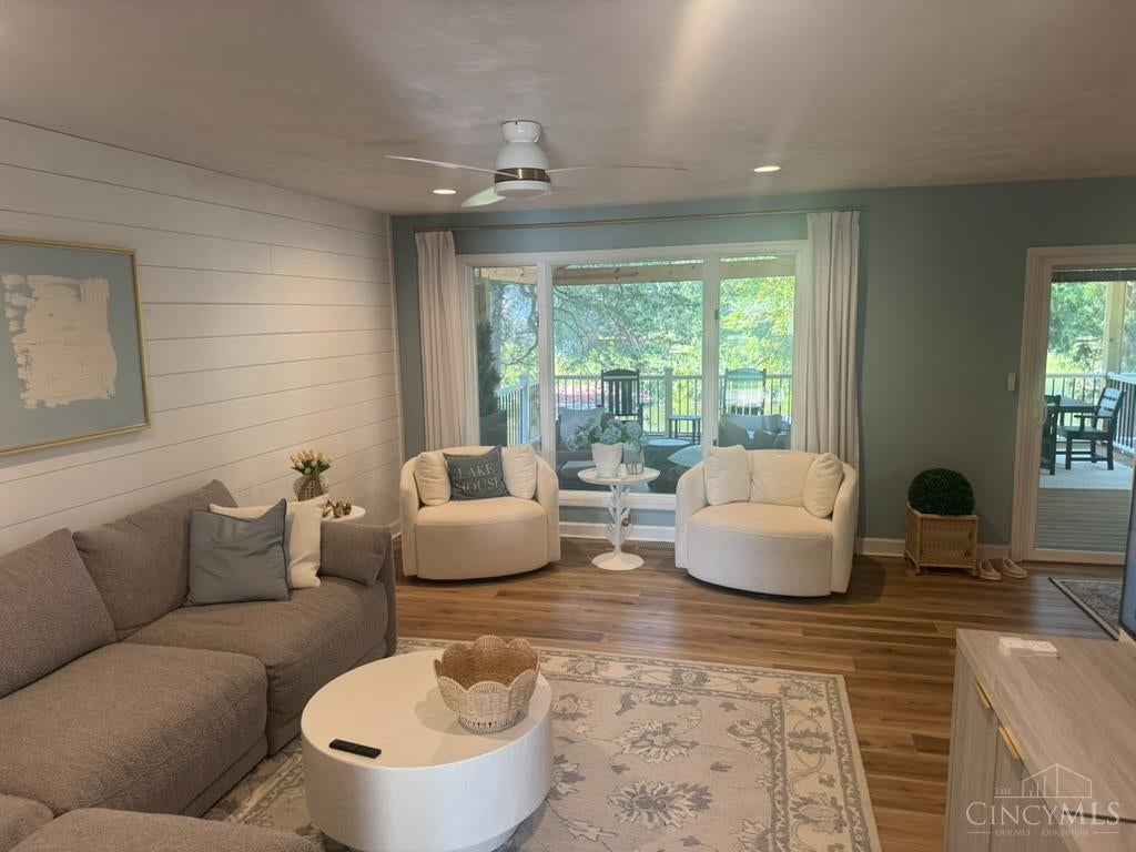 6 Comanche Drive