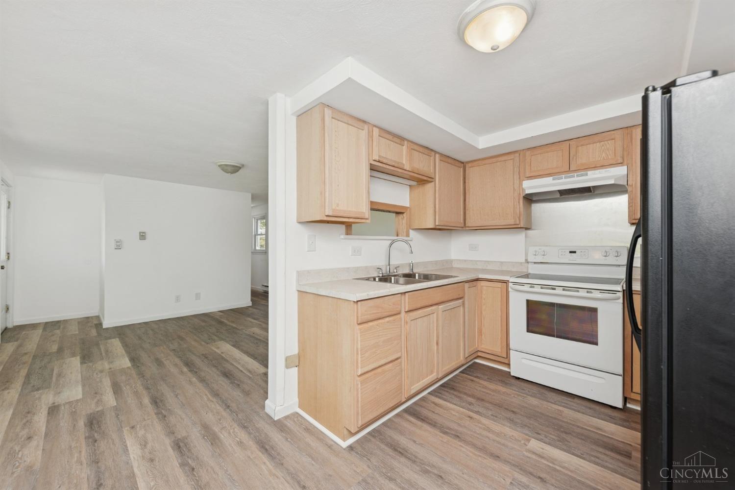 220 Greenbush Road, Clayton, Ohio image 12