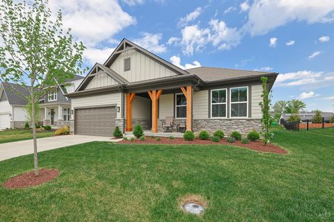 Photo of 3782 Prestwick Circle, Pierce Township, OH 45245 (MLS # 1876598)