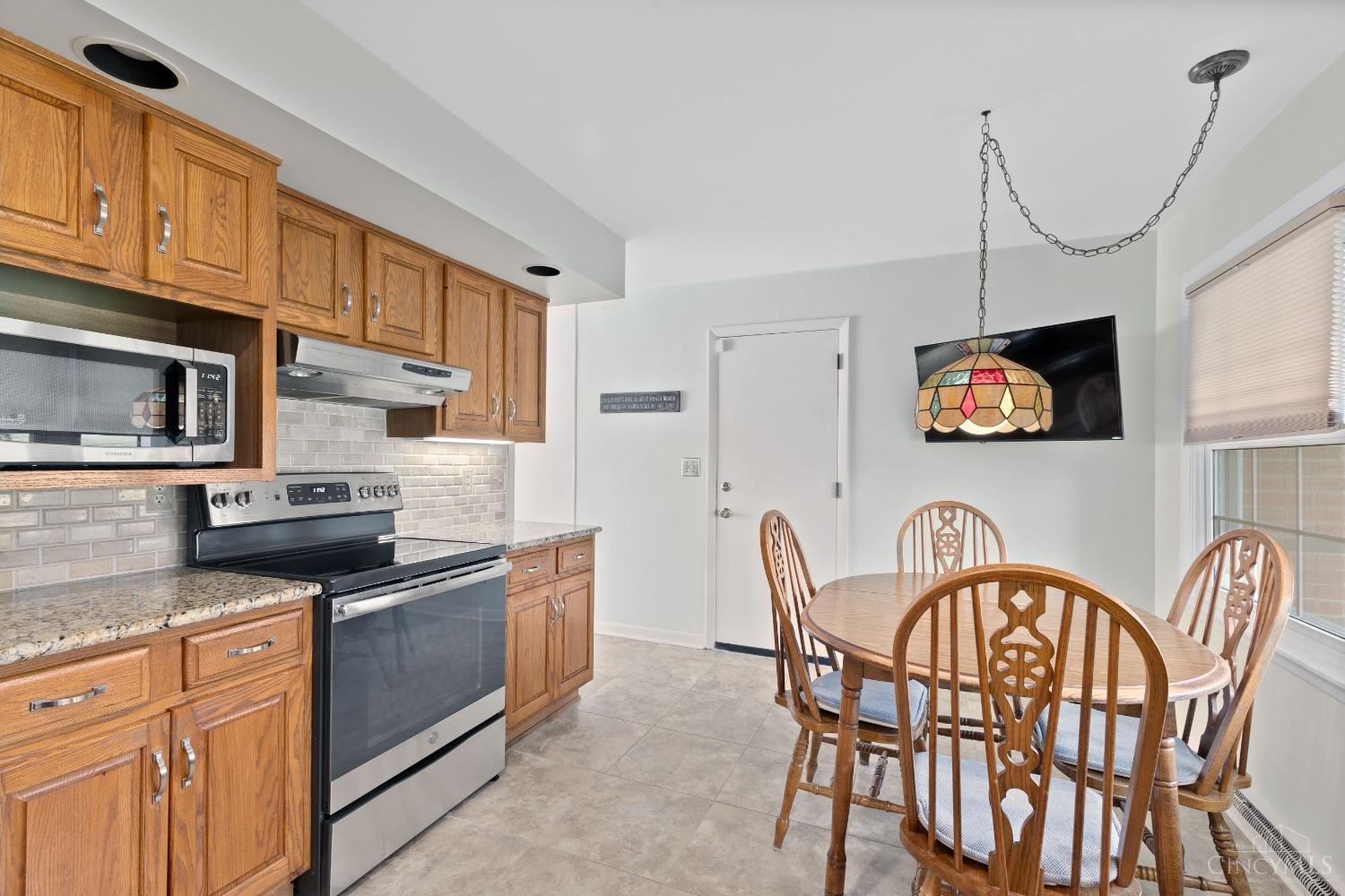2531 Cranbrook Drive, Colerain Twp, Alabama image 10