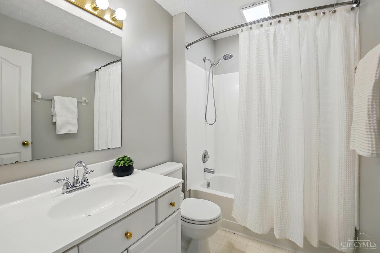 535 Westwynd Circle, Wilmington, Ohio image 36