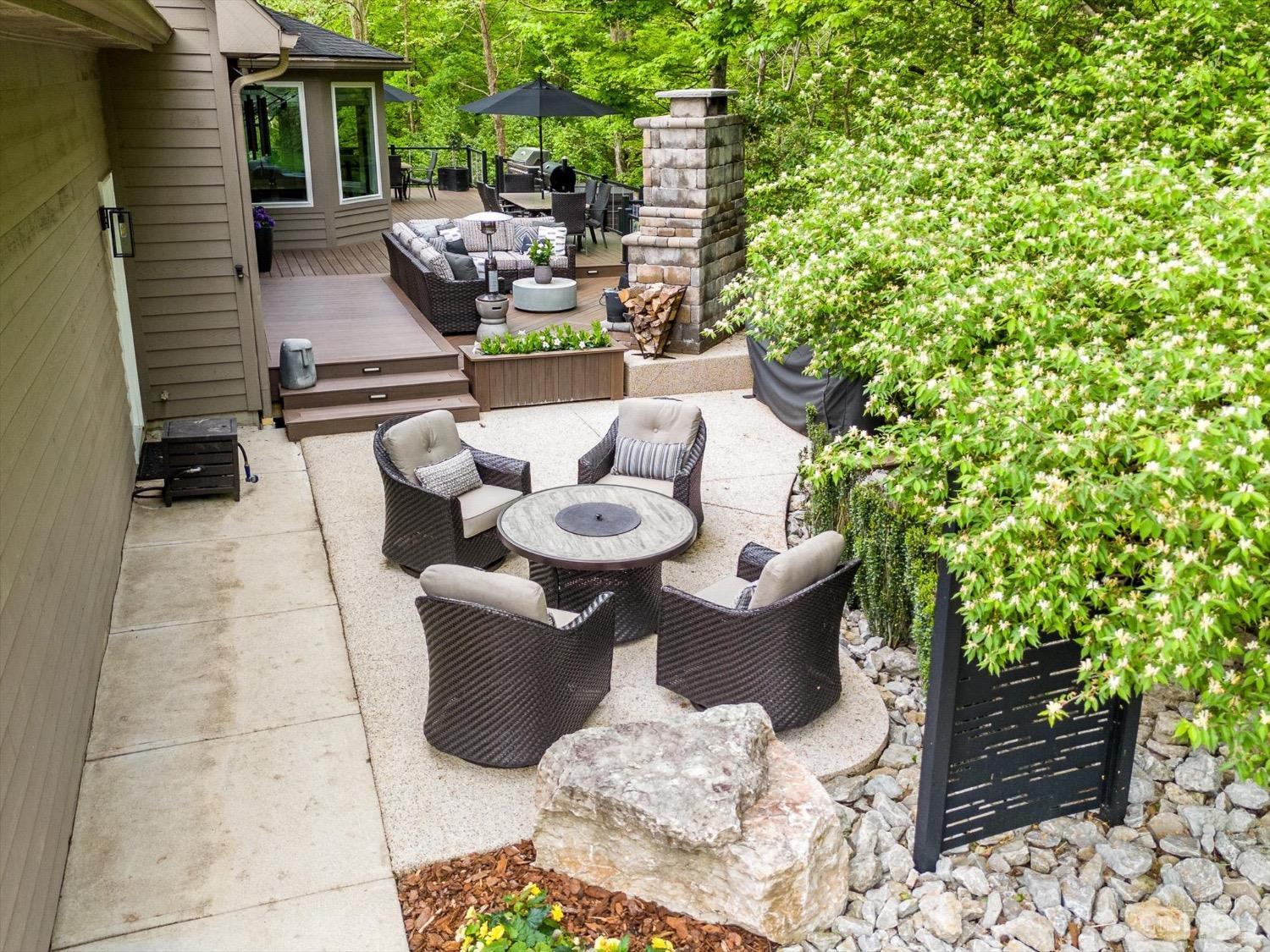 1115 Raintree Drive, Miami Twp, Ohio image 11