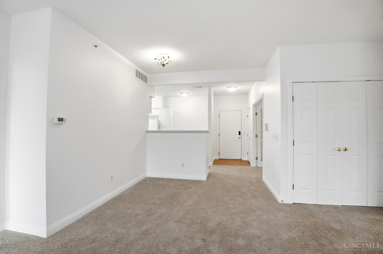 6770 Kelseys Oak Court