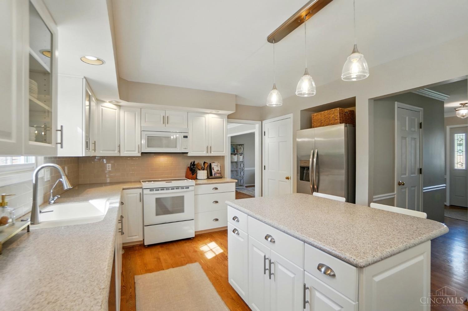 7350 Cinnamon Woods Drive, West Chester, Ohio image 5
