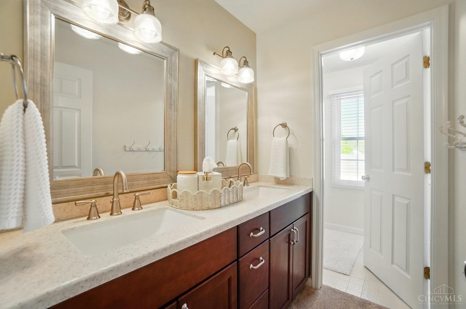 7350 Cinnamon Woods Drive, West Chester, Ohio image 36