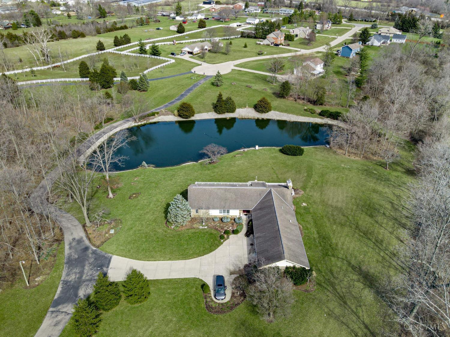 3155 Countryside Ln Ln, Springboro, Ohio image 2