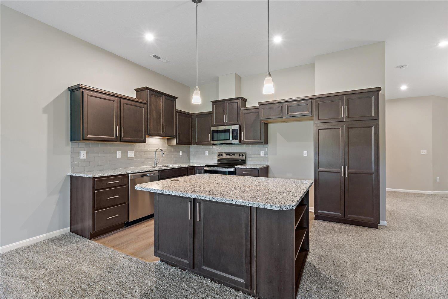 541 Tradition Ridge 81302