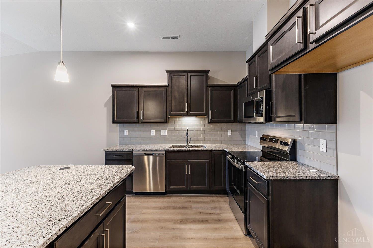 541 Tradition Ridge 81302