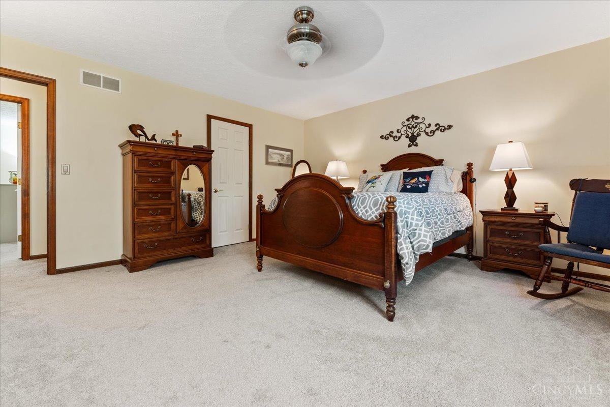 1069 Willow Lane, Mason, Ohio image 14