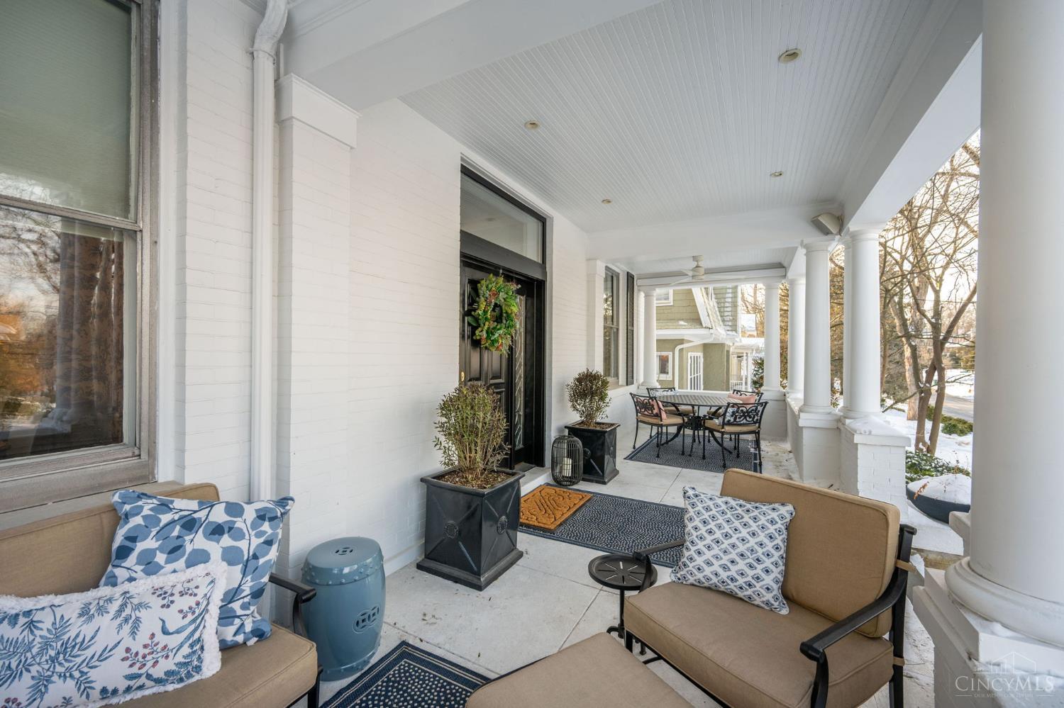 2517 Observatory Avenue