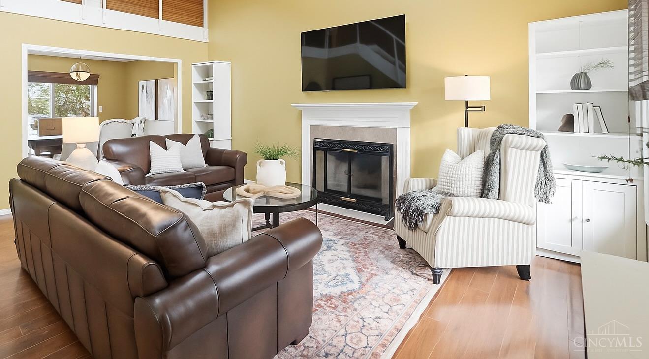 5281 Woodcliff Court