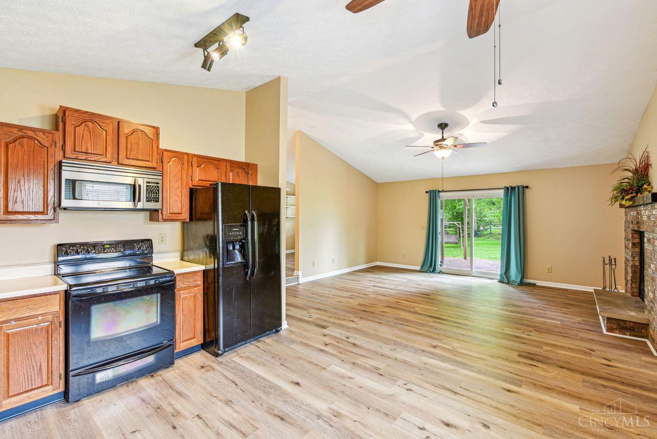892 Kenwood Court, Monroe, Ohio image 14