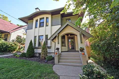 Photo of 241 Senator Place, Cincinnati, OH 45220 (MLS # 1856781)
