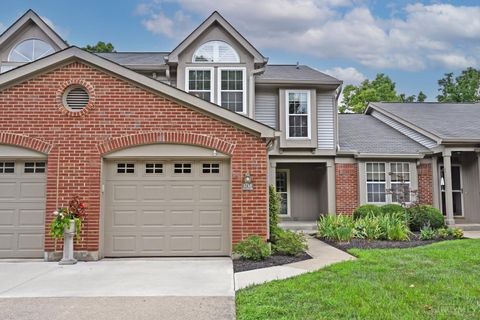 Photo of 1714 Emerald Glade Lane, Anderson Township, OH 45255 (MLS # 1849885)