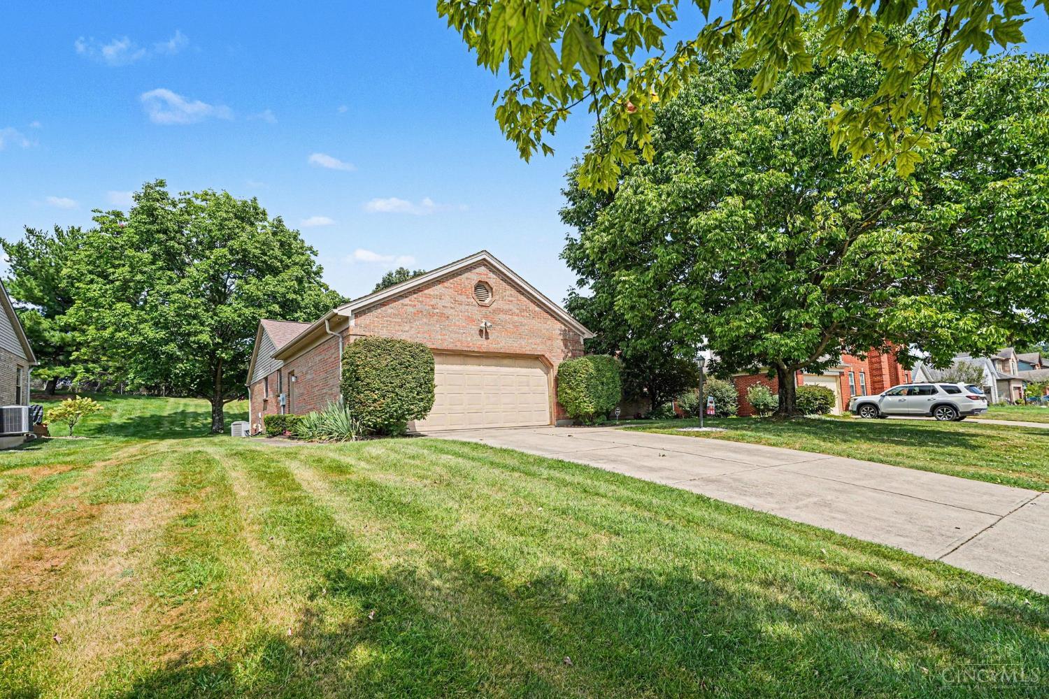 8356 Lakevalley Drive